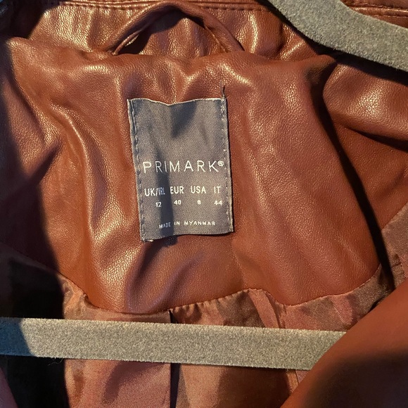 Cropped Pleather Jacket - Picture 2 of 3